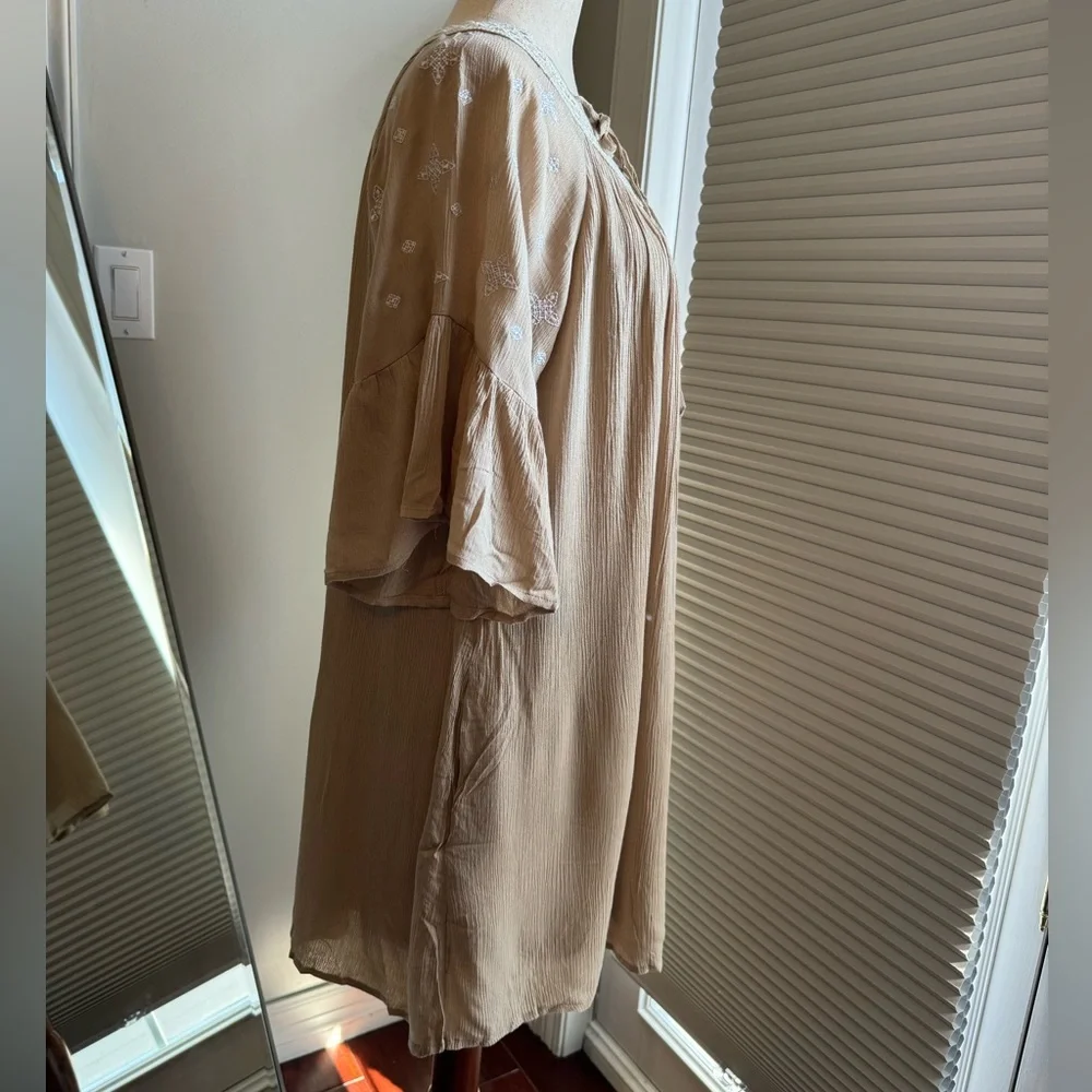 Love Riche | Taupe Boho Bell Sleeved Midi Dress | Med